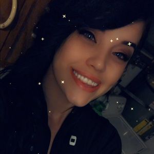 Meet your Posher, Sierra